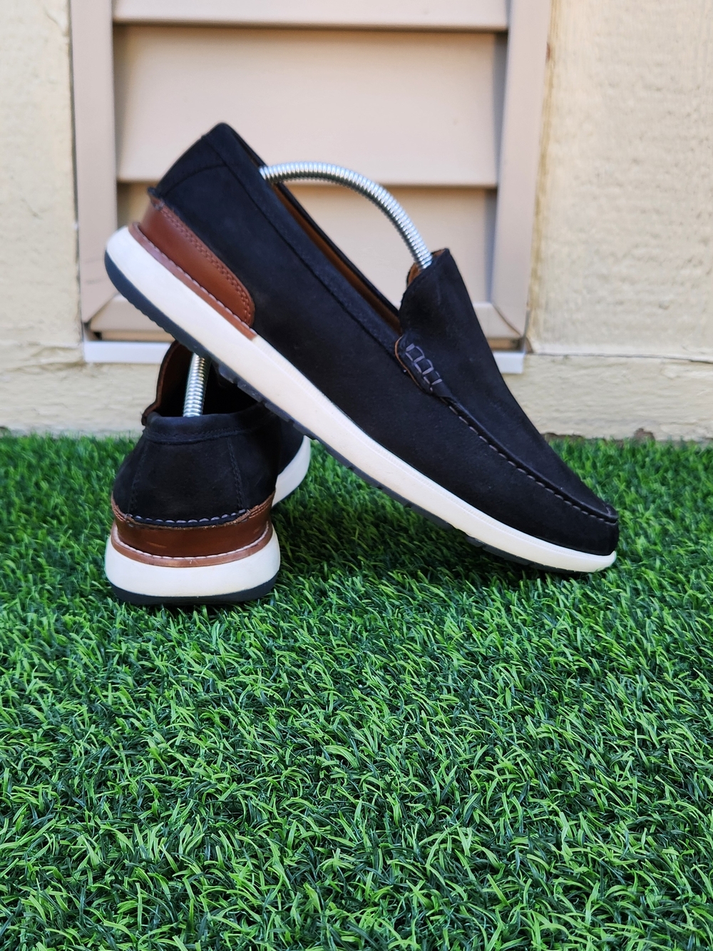 Johnston & Murphy Men's Black Slip-On Casual Loafers Size 11M